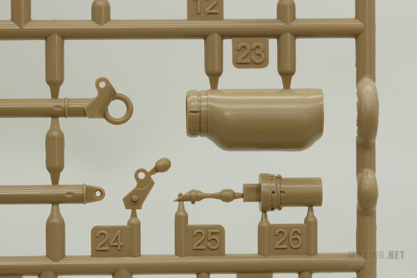 [模型网评测]RFM(麦田)-1/35美国M1A1/A2主战坦克(全内构二合一)(RM-5007)