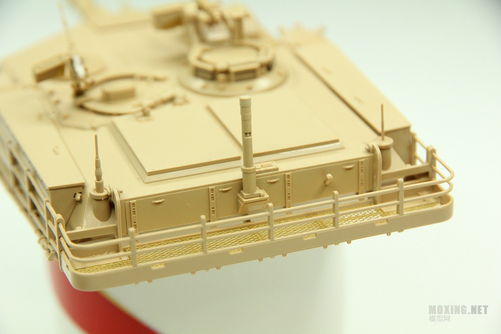 [模型网评测]RFM/麦田(RM-5006)-1/35美国M1A1主战坦克(1991海湾战争版)