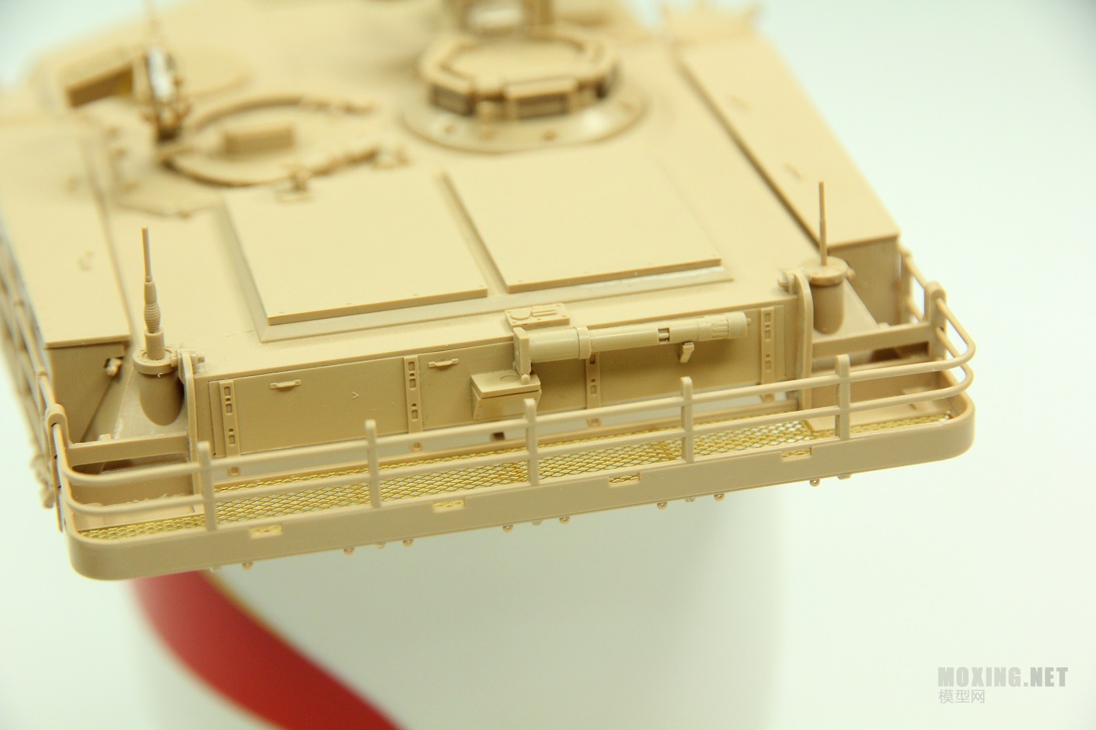 [模型网评测]RFM/麦田(RM-5006)-1/35美国M1A1主战坦克(1991海湾战争版)