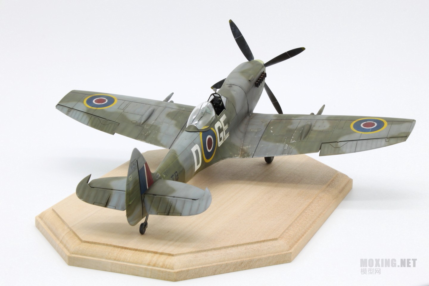 SPITFIRE03.JPG