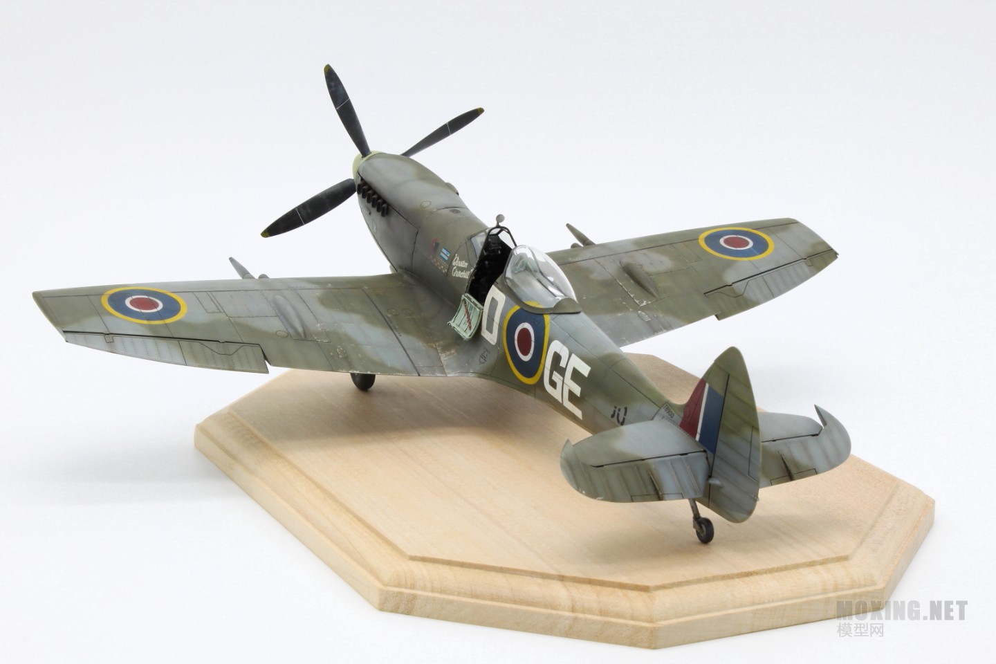 SPITFIRE04.JPG