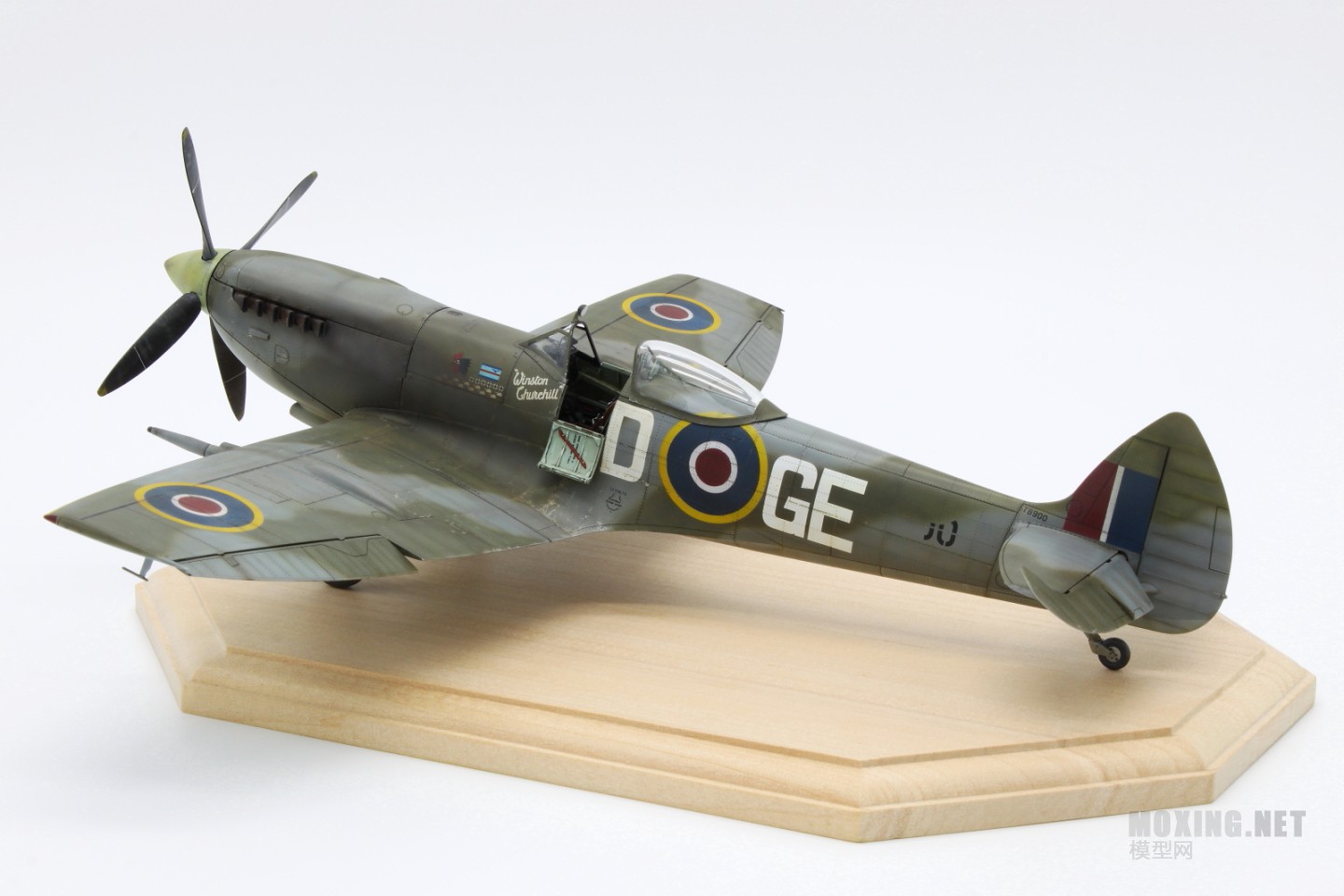 SPITFIRE05.JPG