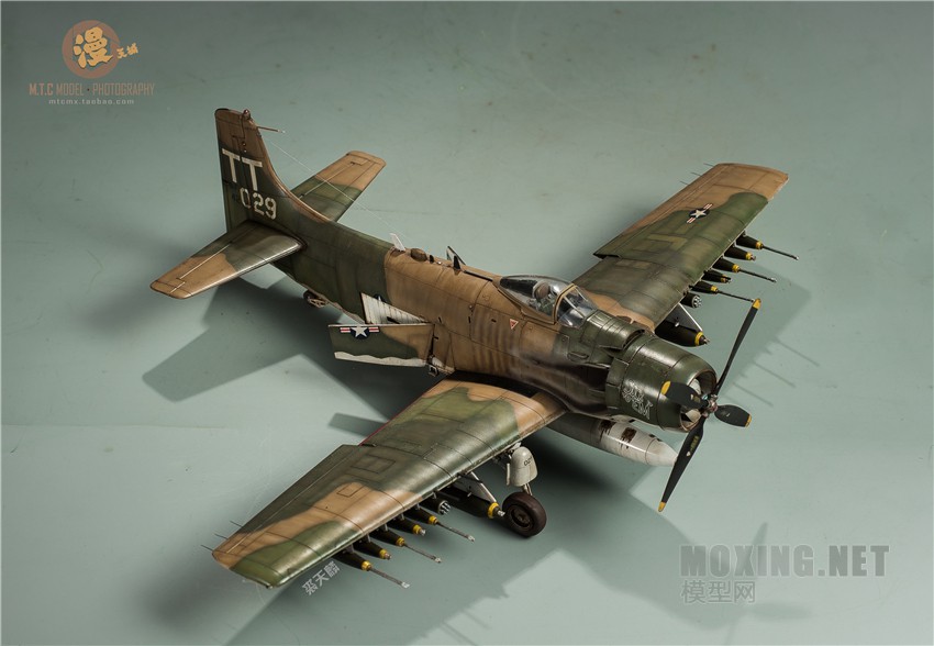 田宫1:48 a-1j "天袭者" - 飞机模型展示区 - 模型网