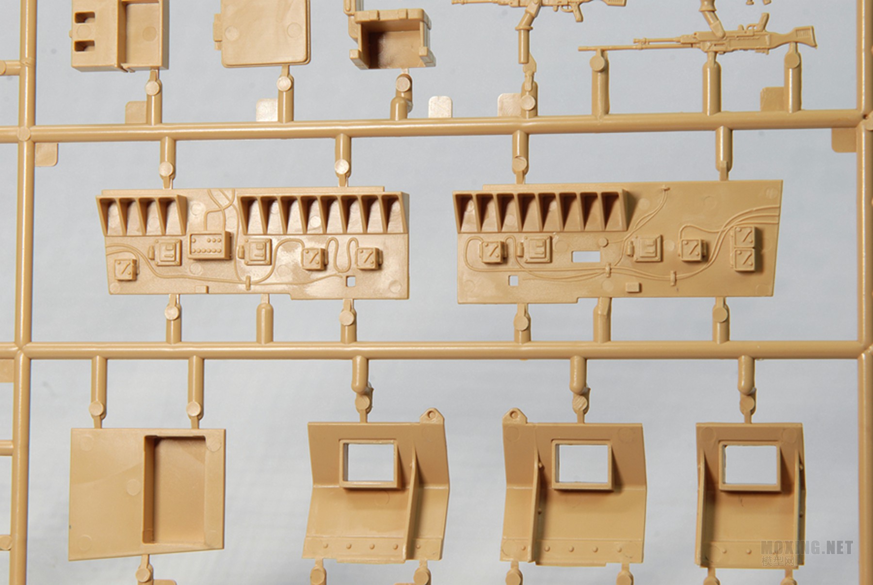 TIGER MODEL-1/35ɫNagmachon(ɸǶ)Ͳս(4624