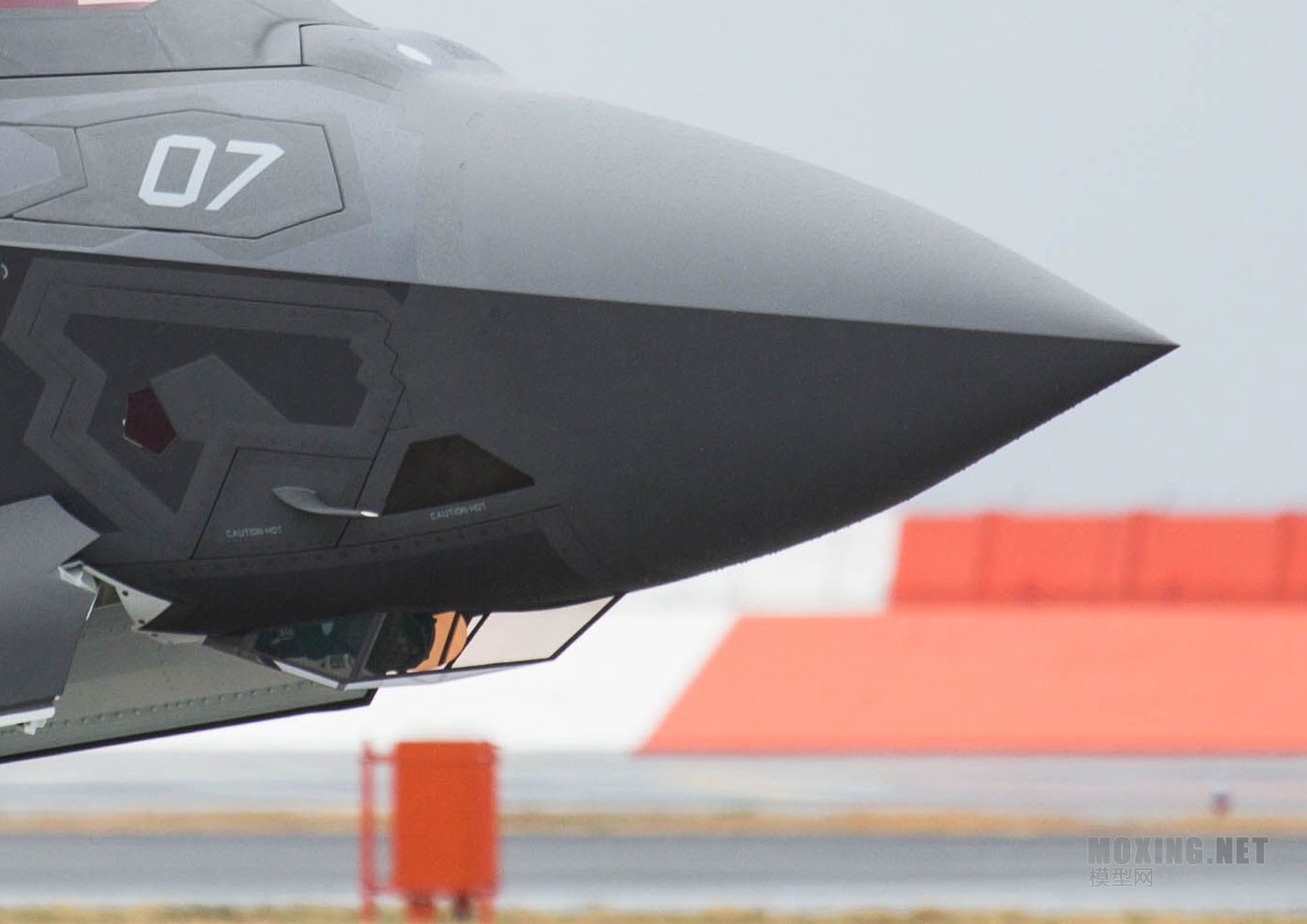 [ģԱ]MENG(LS-007) VS Сӥ(80103)-1/48F-35A
