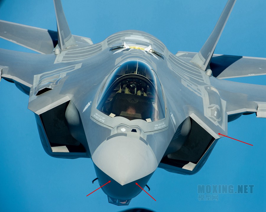 [模型网对比评测]MENG(LS-007) VS 小鹰(80103)-1/48美国F-35A
