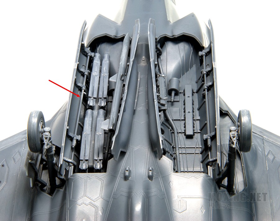[模型网对比评测]MENG(LS-007) VS 小鹰(80103)-1/48美国F-35A