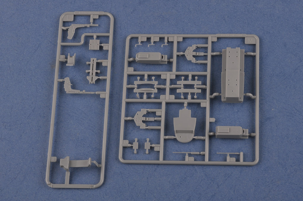 HOBBYBOSS新品(81738)-1/48英国红箭表演队 鹰T MK.1/1A