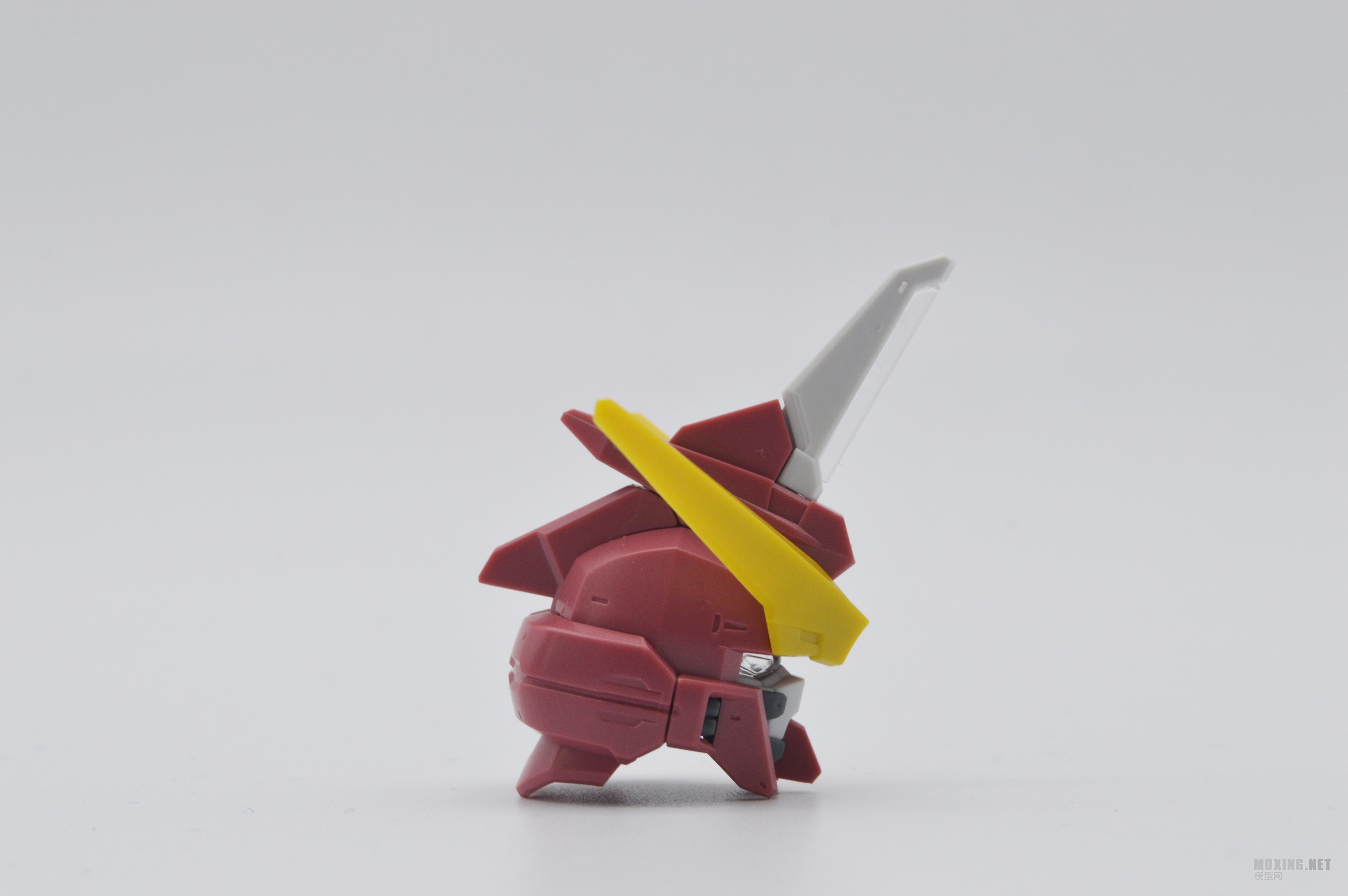 万代-1/100 MG 正义高达(JUSTICE GUNDAM)