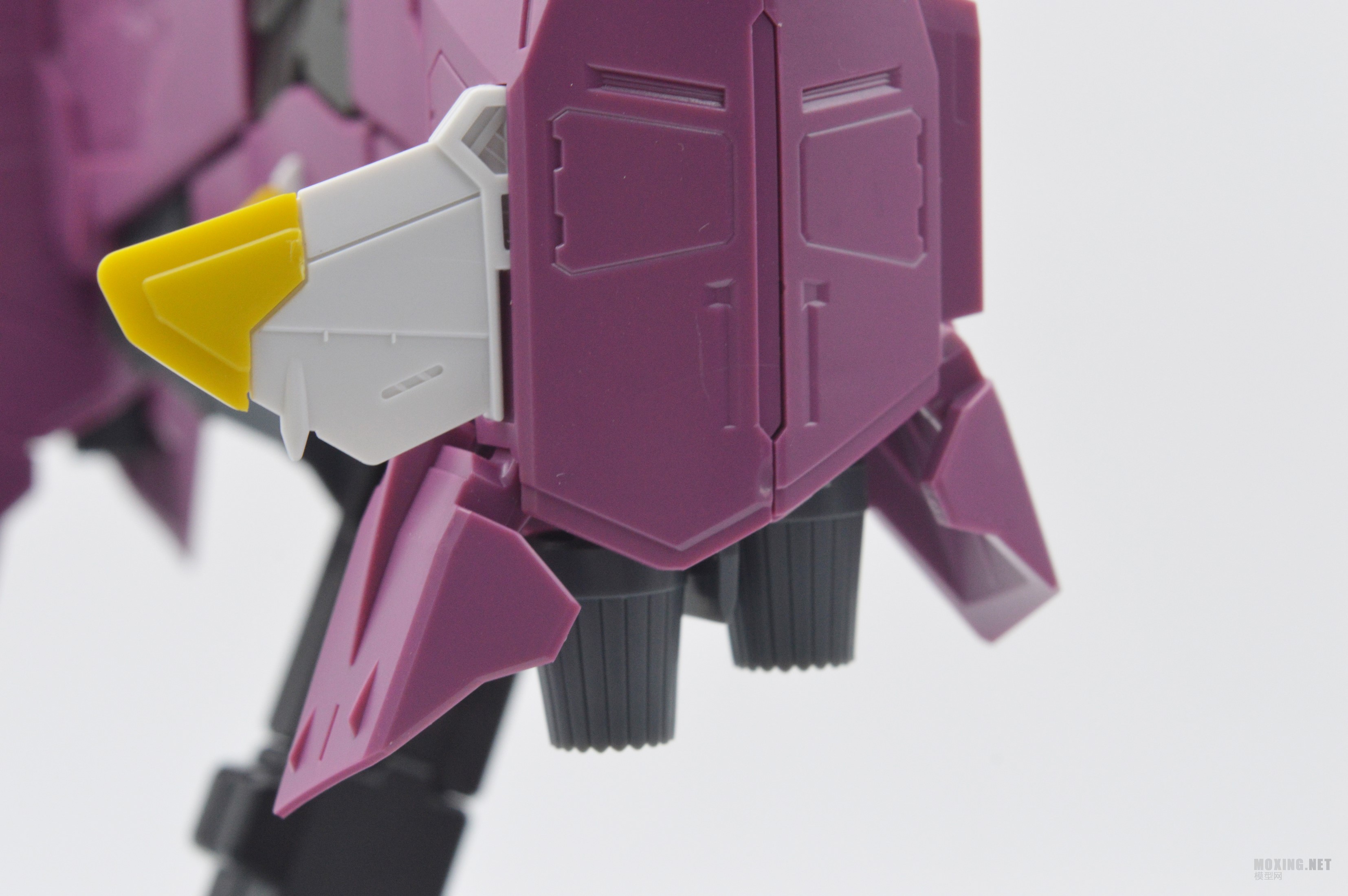 万代-1/100 MG 正义高达(JUSTICE GUNDAM)