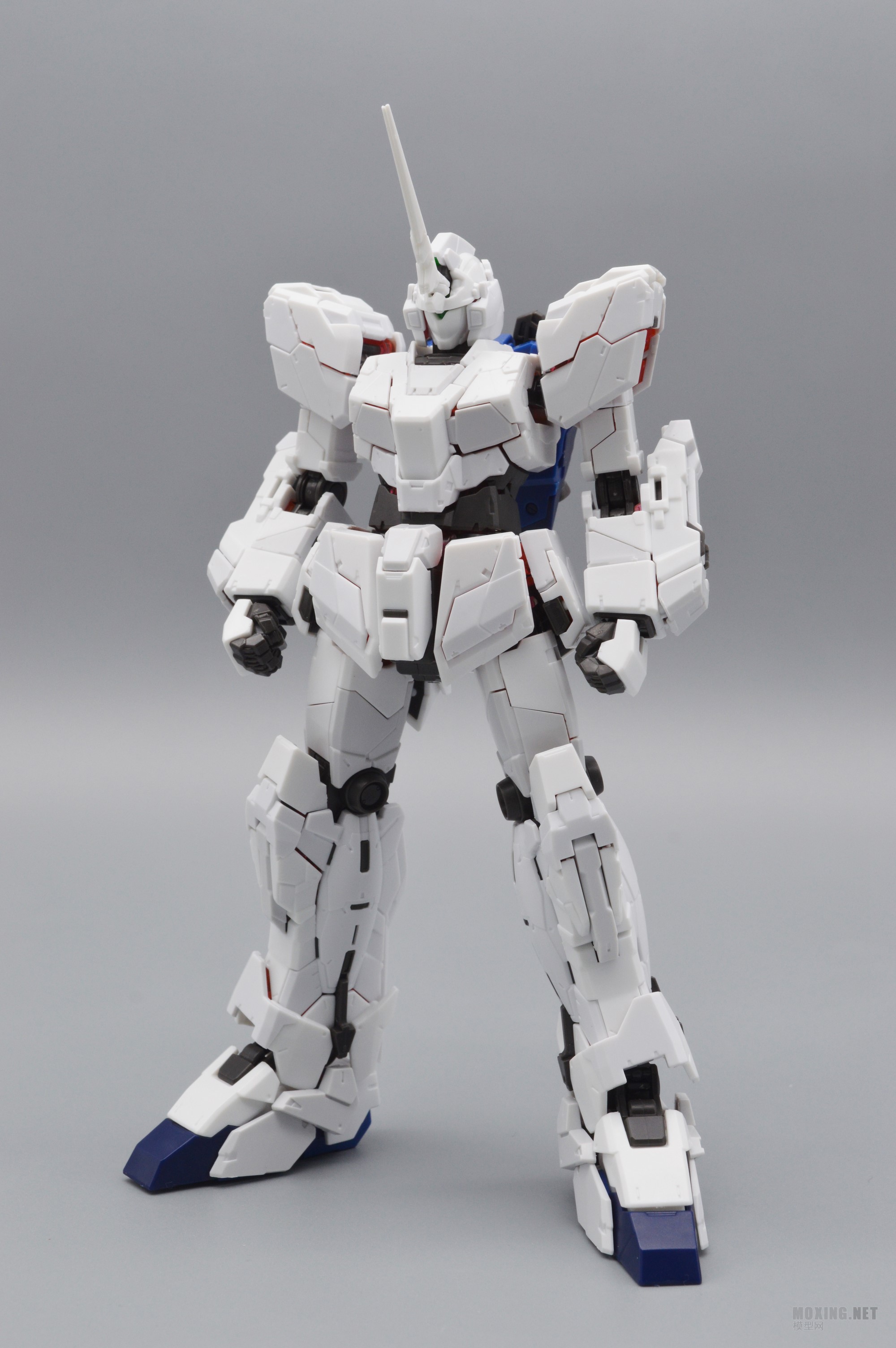 [ģ]-1/144 RG RX-0 ޸ߴ