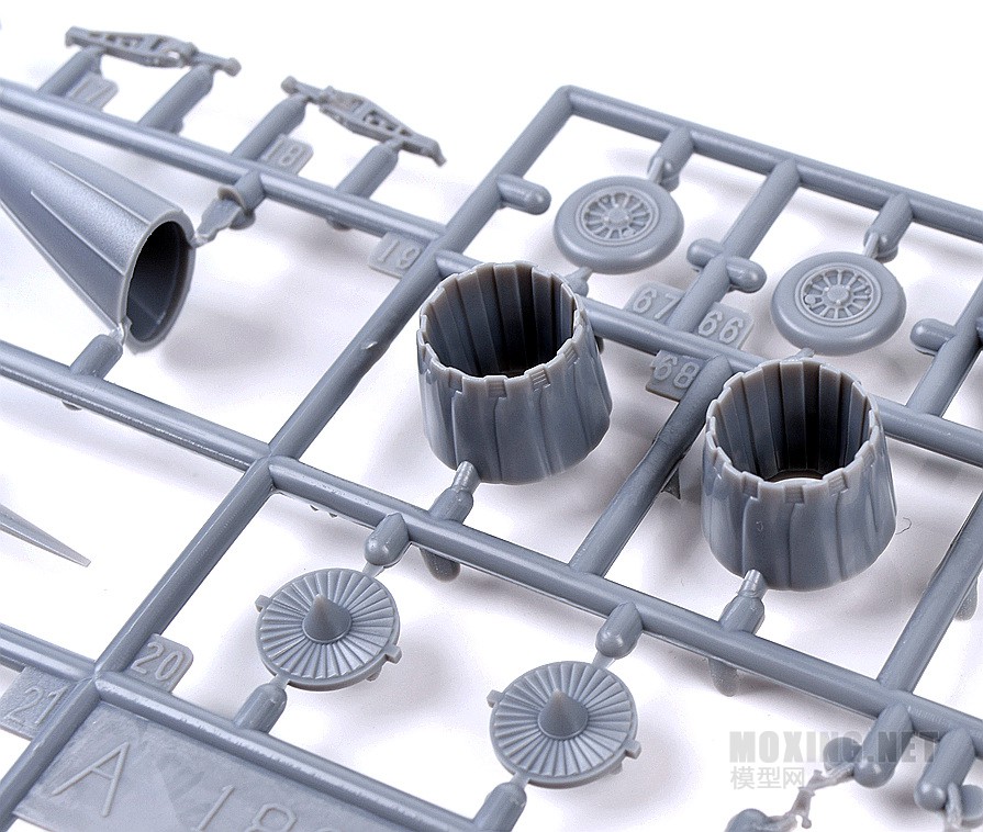 模型网-自由模型(18007)-1/48 F-CK-1C 经国号(IDF)单座战斗机(特别版)