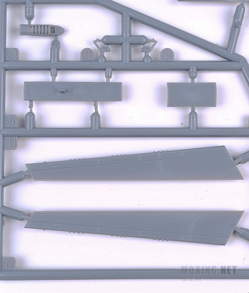 模型网-自由模型(18007)-1/48 F-CK-1C 经国号(IDF)单座战斗机(特别版)