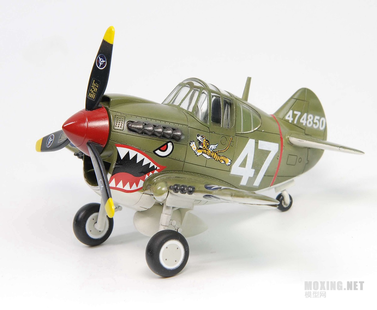 [模型网评测]T-Model/Tiger Model-Q版P-40战斗机带狗飞行员