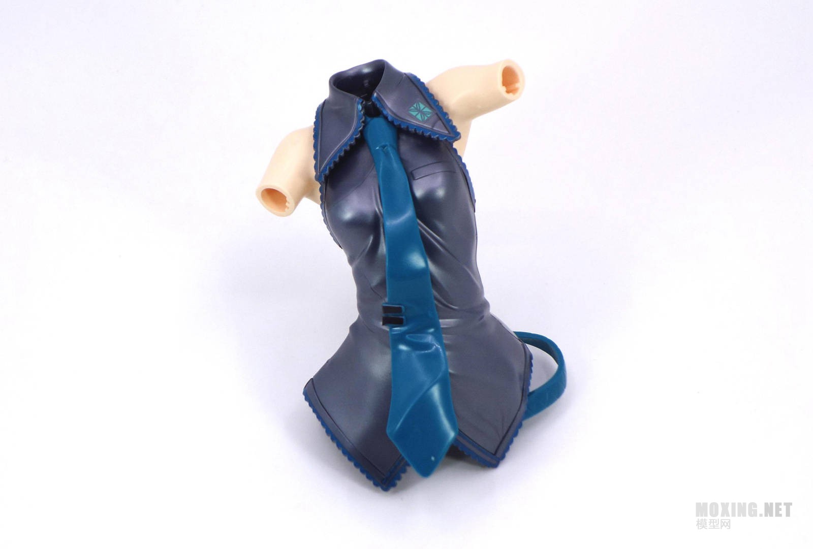 [ģ]- Figure-rise Bust δ 