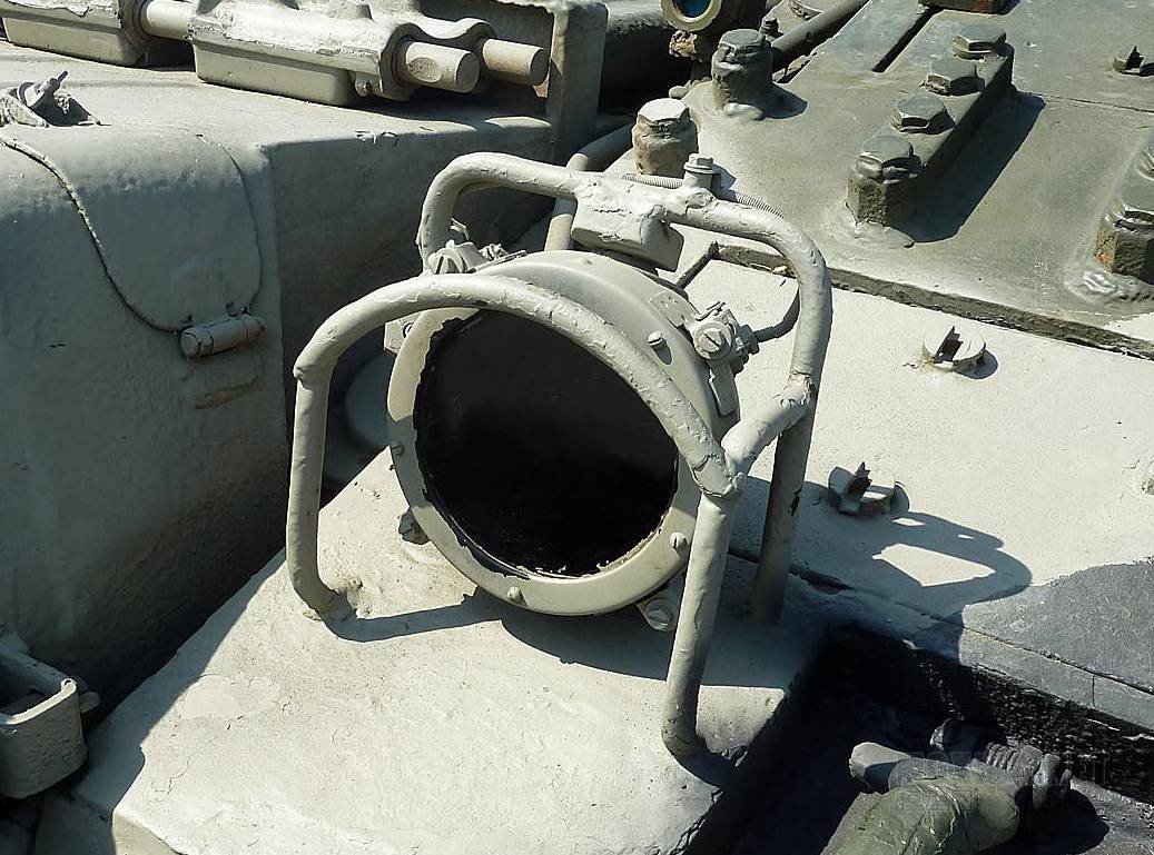 [ģ]С(09525)-1/35˹T-80Uս̹ ں