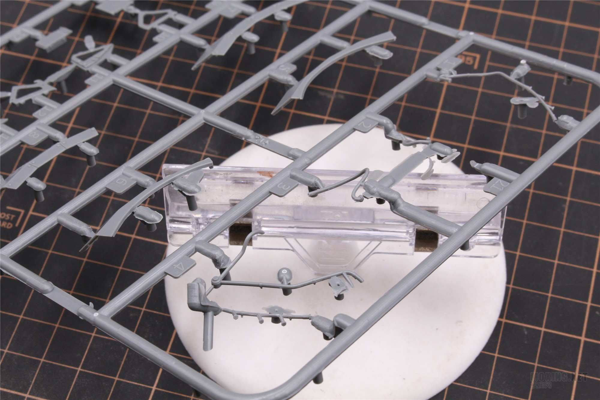 [ģ]RPG(35001)-1/35˹T-80Uս̹