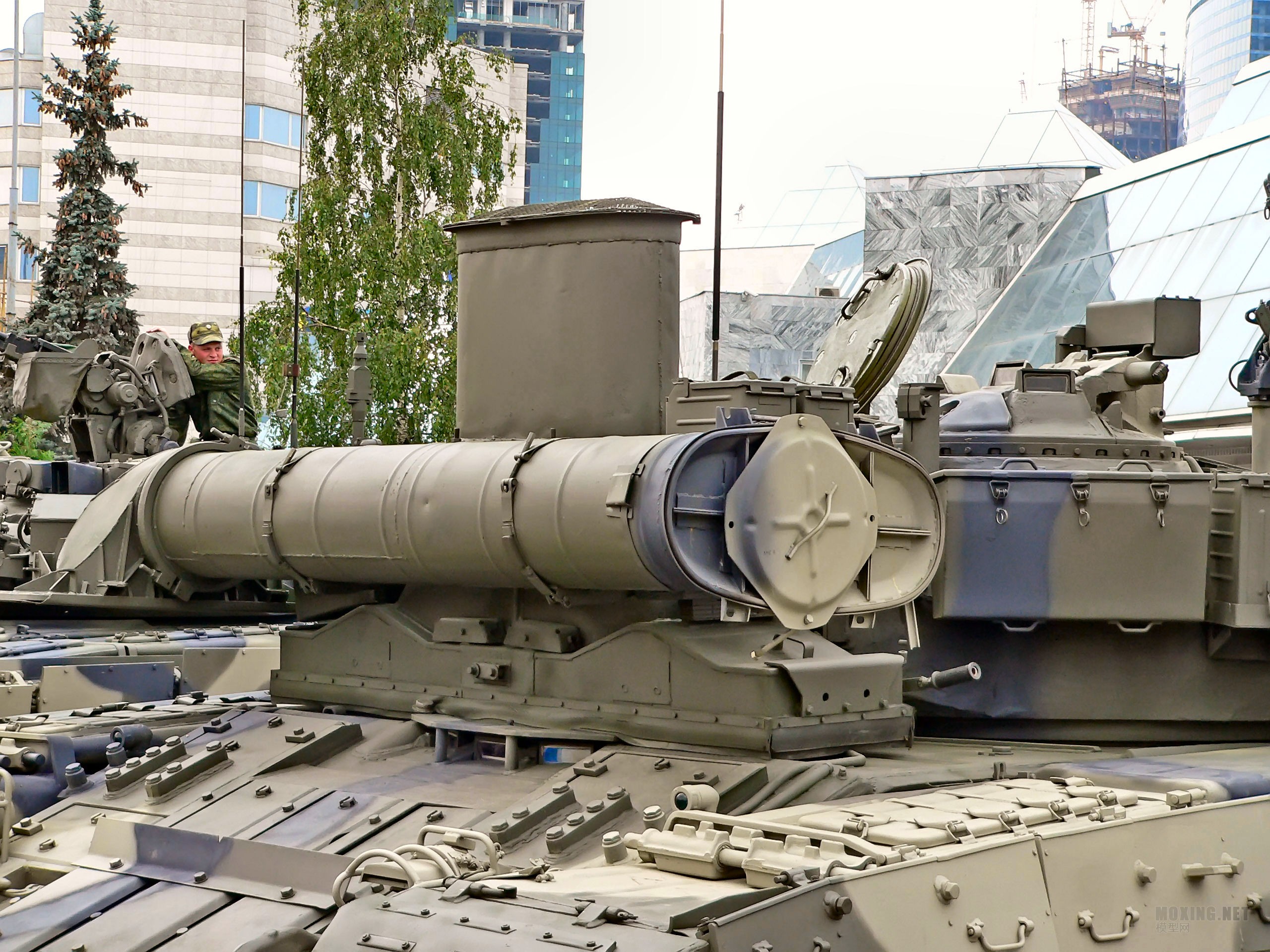 t-80u_276_of_342.jpg