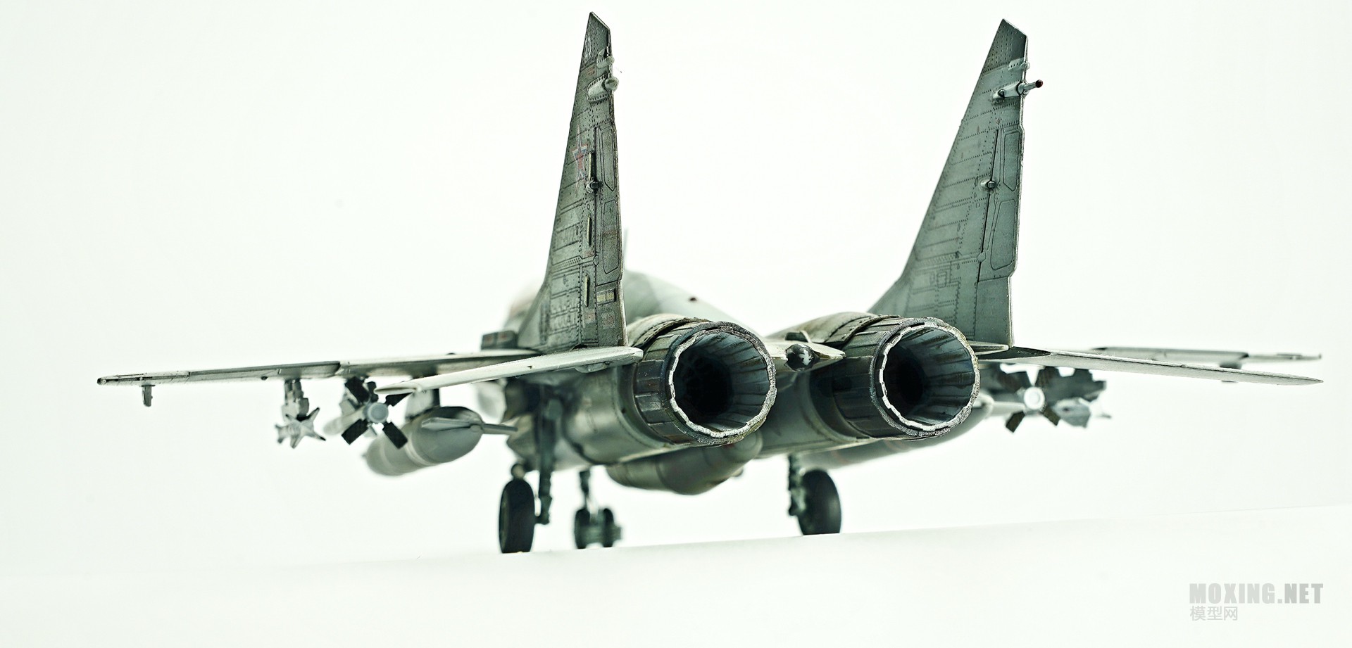 MIG-2903.jpg