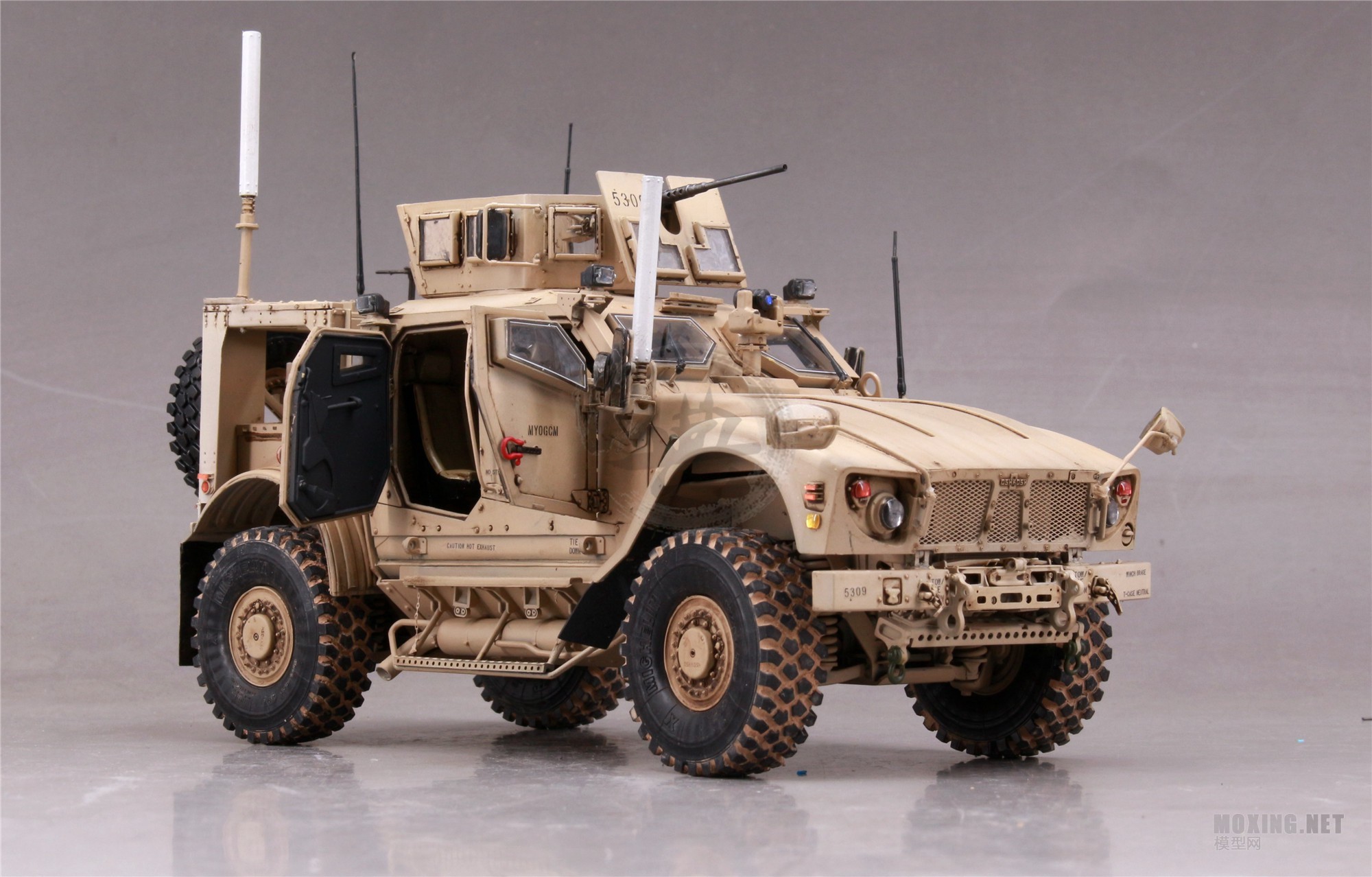模型网评测]麦田5032 1/35 M1240A1 M-ATV防地雷反伏击车全内构版-完成 