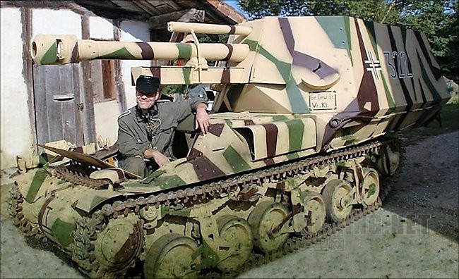 lorraine-105mm-spg-france.jpg