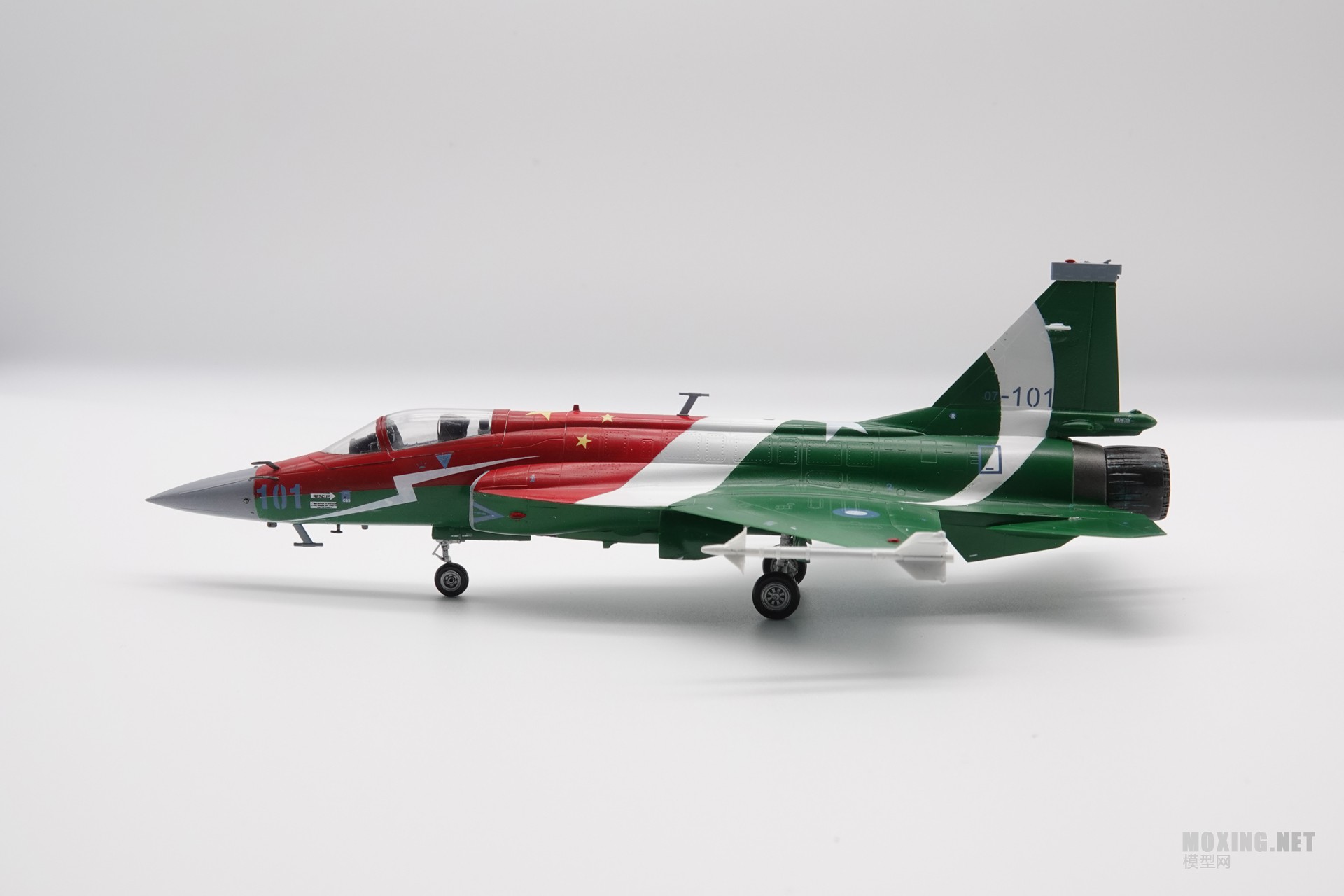 RXX07001.JPG