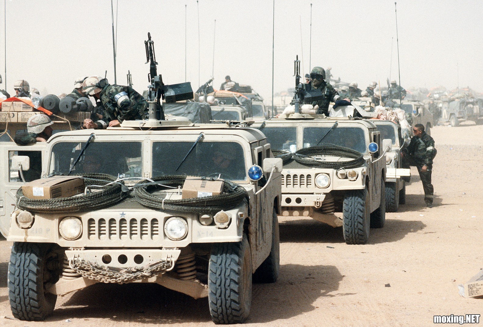 m-998-high-mobility-multipurpose-wheeled-vehicles-of-the-1st-brigade-101st-0122f2-1600.jpg